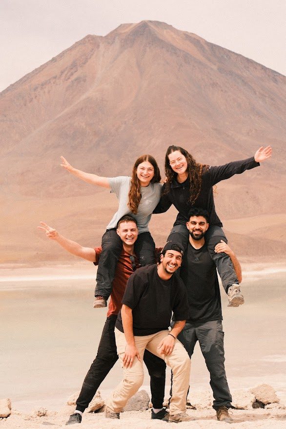 Valle Hermoso guide leading a group across the Salar